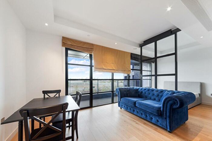 Apartment To Rent In Bridgewater House, London City Island, London, E14