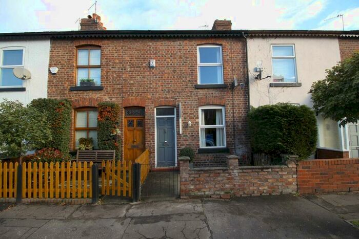 2 Bedroom House To Rent In Crossland Road, Chorlton, Manchester, M21