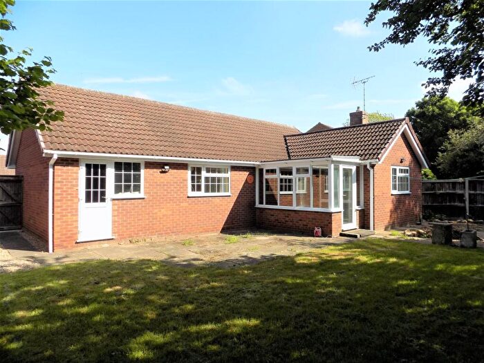 3 Bedroom Bungalow For Sale In Pasture View, Gunthorpe, NG14