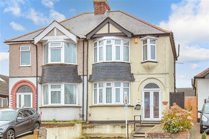 3 Bedroom Semi-detached House For Sale In High Street, Rainham, Gillingham, Kent, ME8