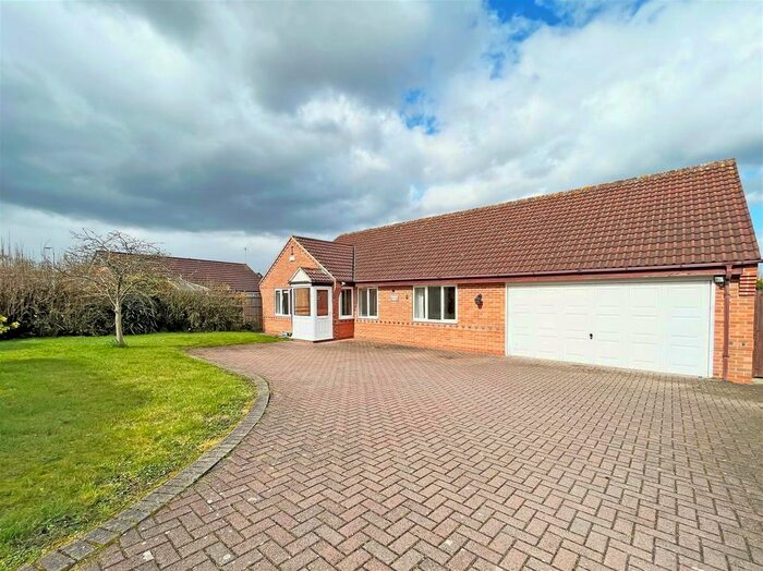 4 Bedroom Detached Bungalow To Rent In Main Street, Calverton, Nottingham, NG14