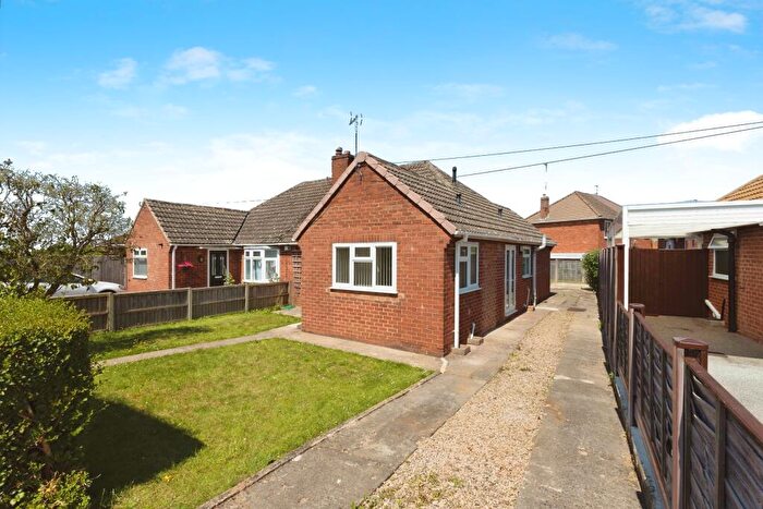 3 Bedroom Semi-Detached House To Rent In South View Way, Cheltenham, GL52