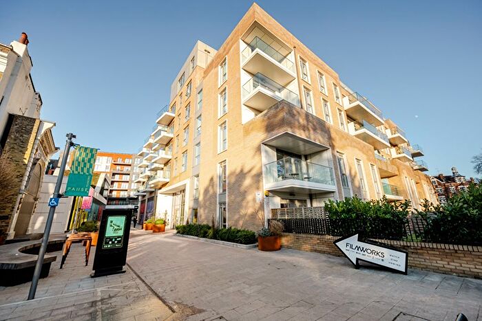 1 Bedroom Flat To Rent In Filmworks Walk, London, W5