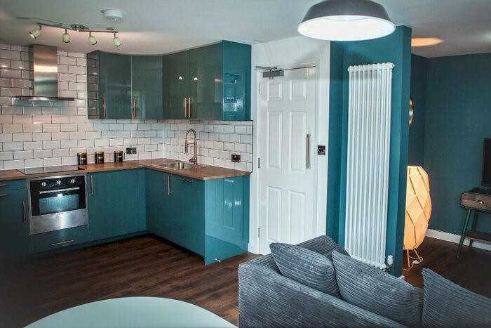 4 Bedroom Semi Detached House To Rent In Heron Drive, Lenton, Nottingham, NG7