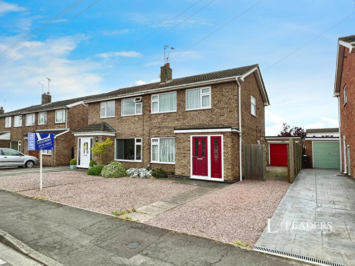 3 Bedroom Semi-Detached House To Rent In The Orchard, Market Deeping, PE6