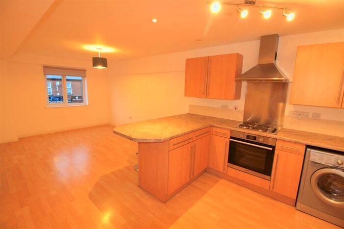 2 Bedroom Flat To Rent In Carlton Hill, Carlton, Nottingham, NG4