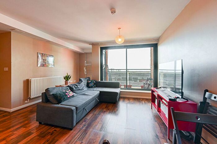 2 Bedroom Flat For Sale In Bailey House, Woolwich, London, SE18