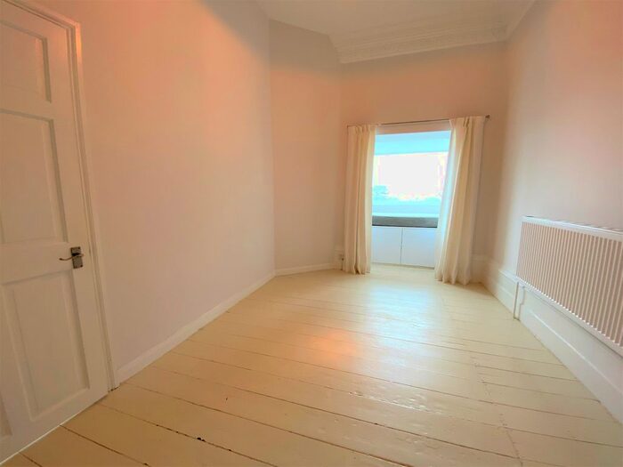 1 Bedroom Flat To Rent In Chowns Hill, Hastings, East Sussex, TN35