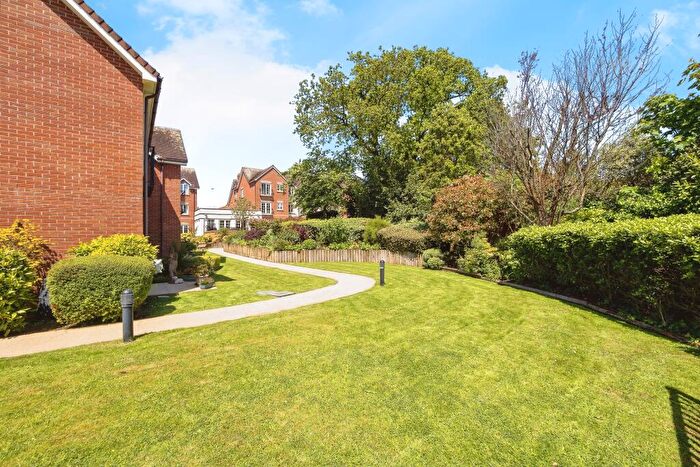 1 Bedroom Apartment For Sale In Pegasus Court (Exmouth), Exmouth, EX8