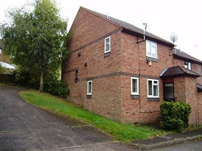 1 Bedroom Semi Detached House To Rent In Cairnside, High Wycombe, HP13