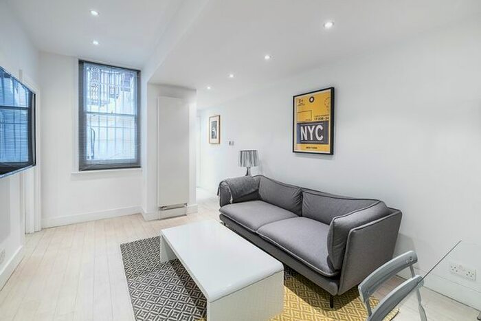 1 Bedroom Flat To Rent In Sloane Gardens, London, SW1W