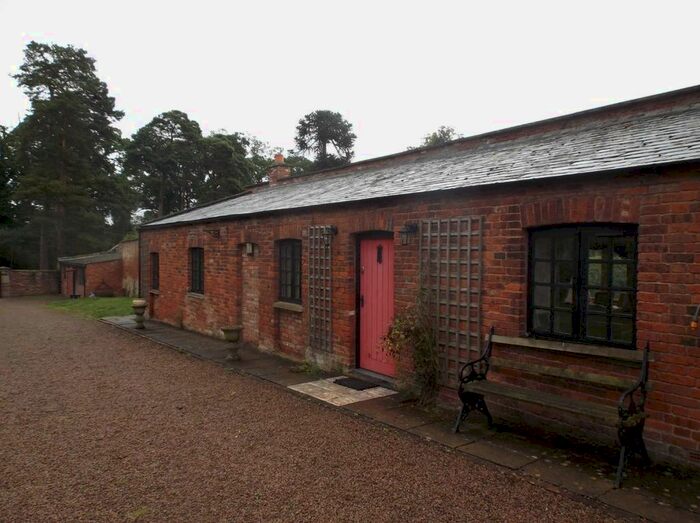 2 Bedroom Barn Conversion To Rent In Holme Lacy, Hereford HR2