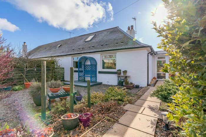 3 Bedroom Cottage For Sale In Damhead, Lothianburn, Edinburgh, EH10