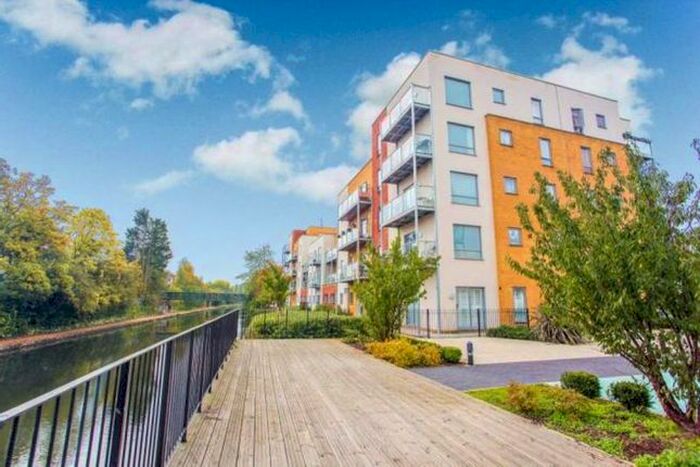 2 Bedroom Flat To Rent In Taywood Road, Northolt UB5