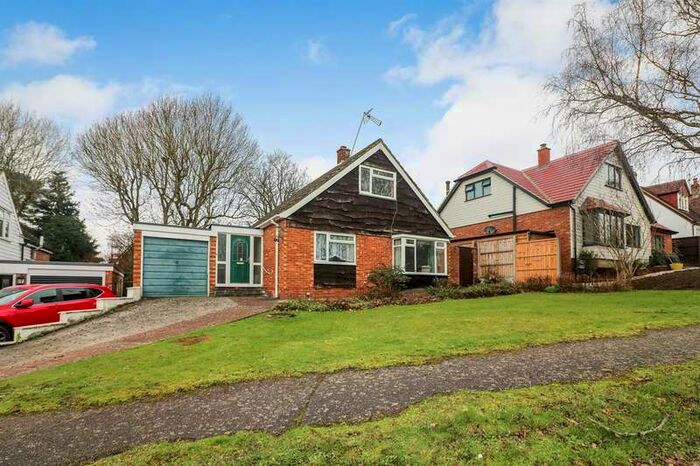 3 Bedroom Bungalow For Sale In Hillside Way Welwyn, AL6