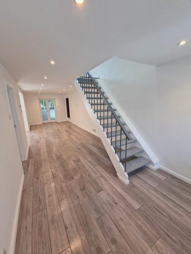 4 Bedroom Detached House To Rent In Eldred Drive, Orpington, BR5