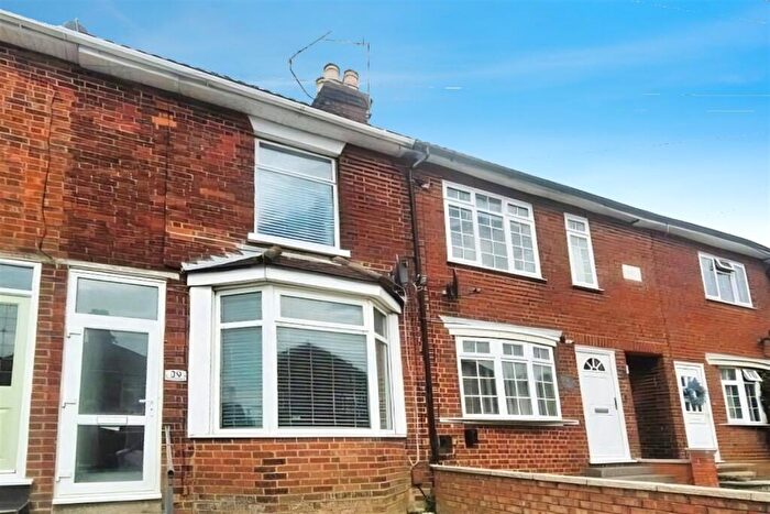 3 Bedroom House To Rent In Waverley Road, SO15