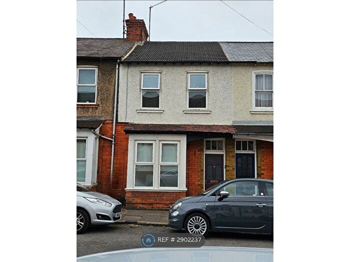 3 Bedroom Terraced House To Rent In Raymond Road, Northampton, NN5