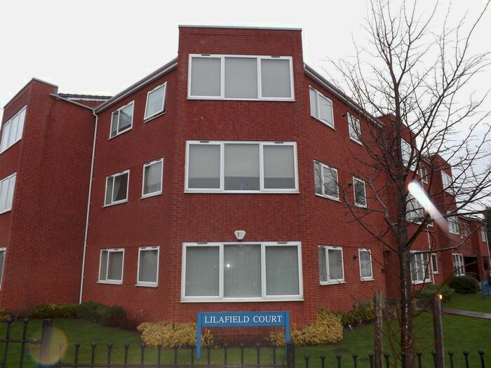 2 Bedroom Flat To Rent In Lilafield Court, Kingstanding Road, Kingstanding, Kingstanding, Birmingham, B44