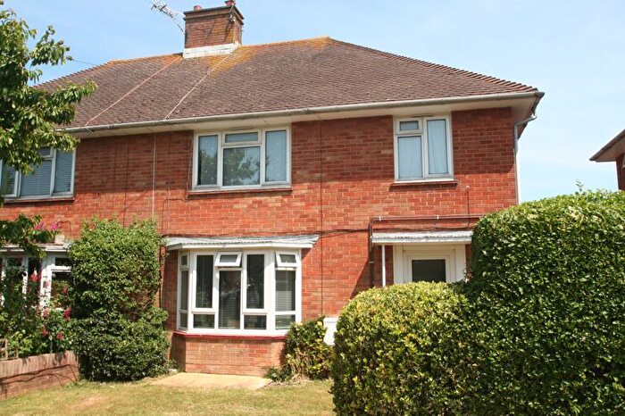 2 Bedroom Flat To Rent In Harefield Avenue, Worthing, BN13