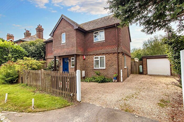 4 Bedroom Detached House For Sale In Station Road, Isfield, TN22