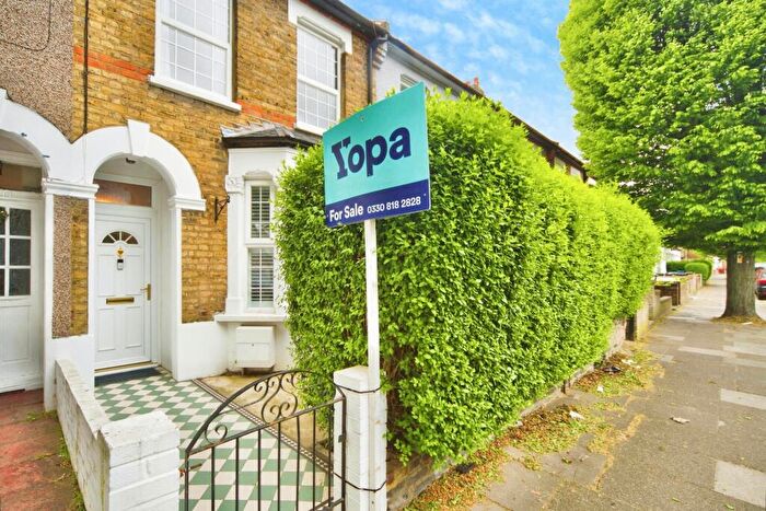 2 Bedroom Terraced House For Sale In Bulwer Road, London, N18