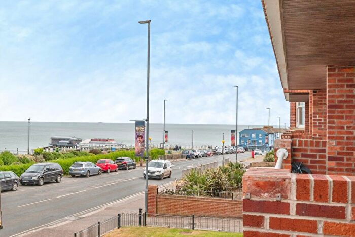 2 Bedroom Flat For Sale In Albany Court, Cromer, Norfolk, NR27