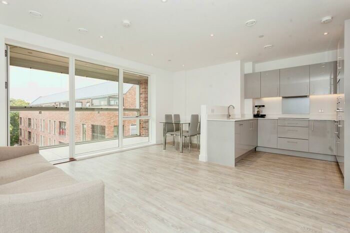 1 Bedroom Flat For Sale In Eagle Street, Cambridge, Cambridgeshire, CB1
