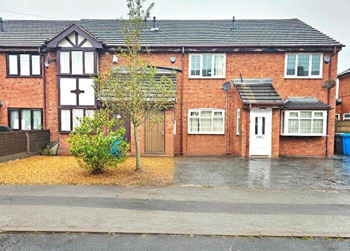 3 Bedroom Terraced House To Rent In Lonsdale Road, Levenshulme, Manchester, M19