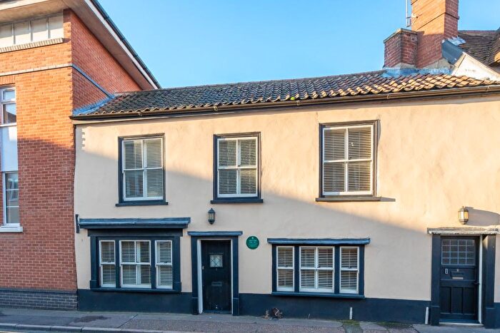 3 Bedroom Terraced House For Sale In Cross Lane, Norwich, NR3