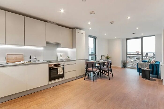 1 Bedroom Flat To Rent In Thames Quarter, Napier Road, Reading, RG1