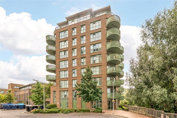 1 Bedroom Apartment For Sale In Astell Road, Kidbrooke, London, SE3