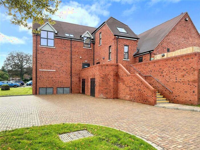 1 Bedroom Apartment For Sale In Dog Lane, Bewdley, Worcestershire, DY12