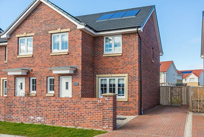 3 Bedroom Semi-Detached House For Sale In Fernwood Drive, Danderhall, Dalkeith, EH22