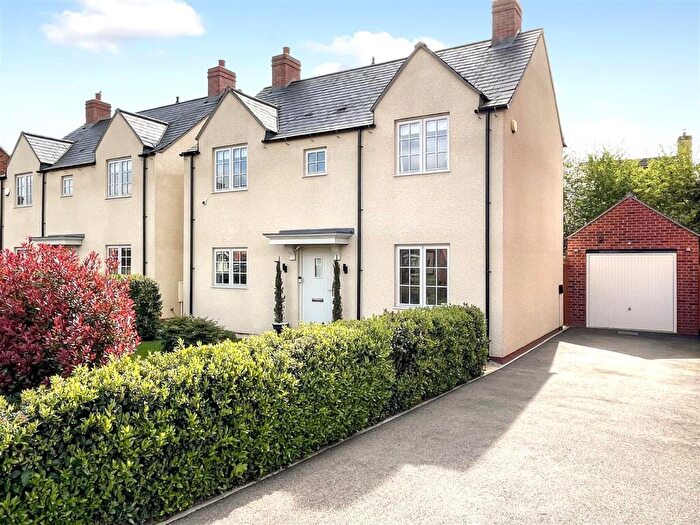 3 Bedroom House For Sale In Glass House Road, Mickleton, GL55