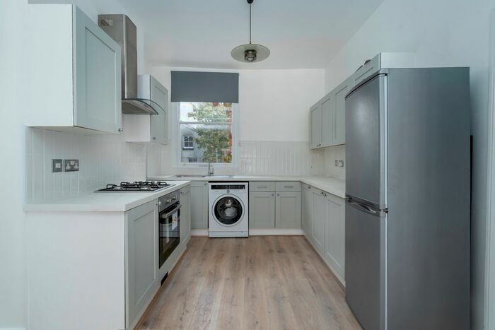 2 Bedroom Flat To Rent In Barretts Grove, London, N16