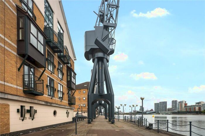 2 Bedroom Flat To Rent In Balmoral House, Keats Avenue, London, E16