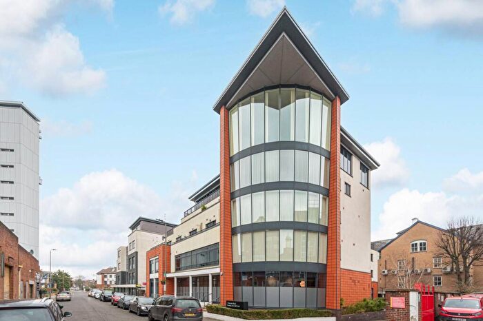 2 Bedroom Flat To Rent In Sherman Road, Bromley North, Bromley, BR1