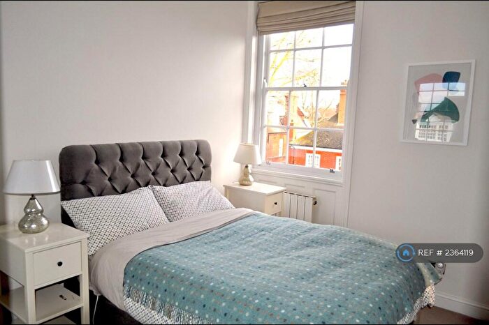 1 Bedroom Flat To Rent In Hampstead Hill Gardens, London, NW3