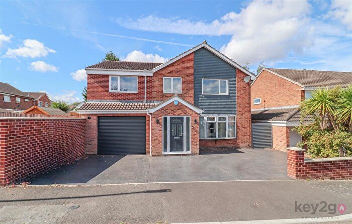 5 Bedroom Detached House For Sale In Ash Close, Killamarsh, Sheffield, S21