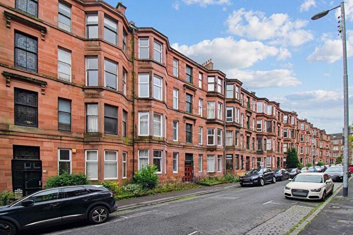 2 Bedroom Flat To Rent In Caird Drive, Partickhill, Glasgow, G11