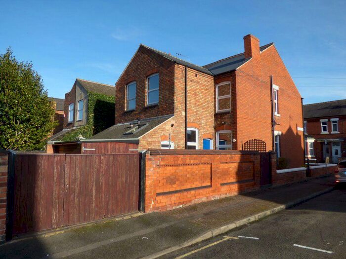 3 Bedroom Semi-Detached House To Rent In Albert Road, Long Eaton, NG10