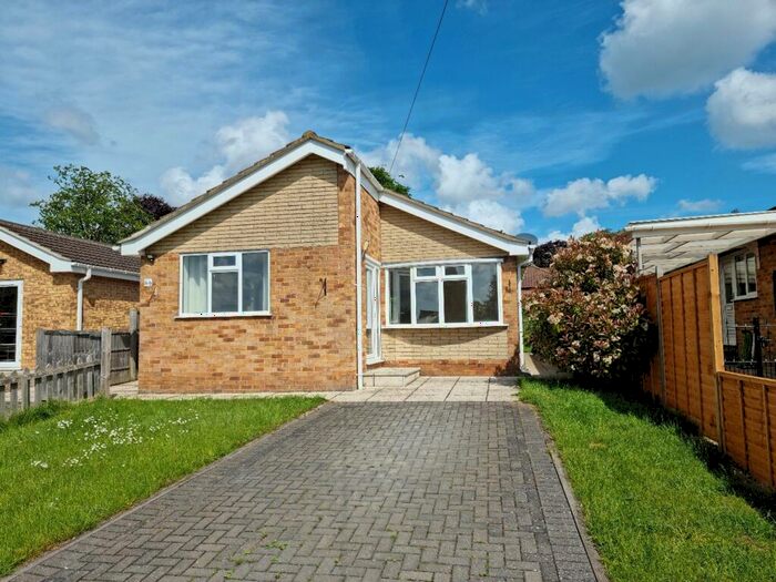 2 Bedroom Bungalow To Rent In Fern Grove, Cherry Willingham, Lincoln, LN3