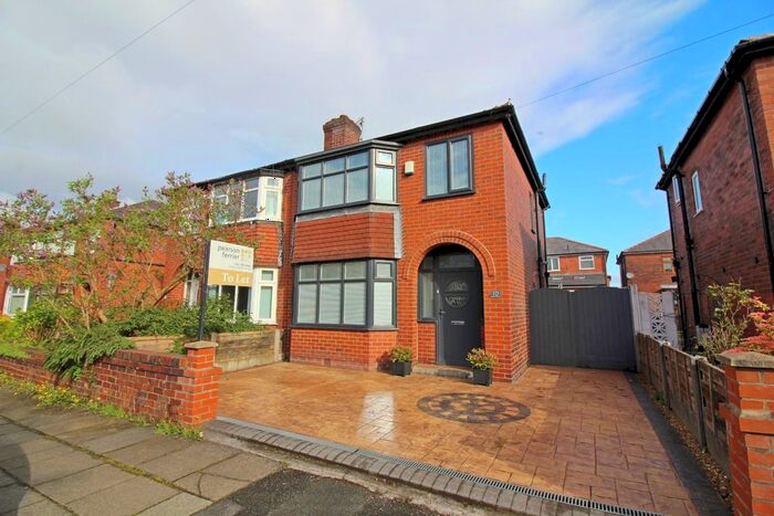 3 Bedroom Semi-Detached House To Rent In Eastham Avenue, Bury, BL9