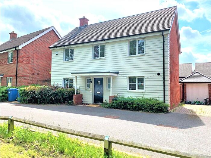 4 Bedroom Detached House For Sale In Rana Drive, Church Crookham, Fleet, GU52