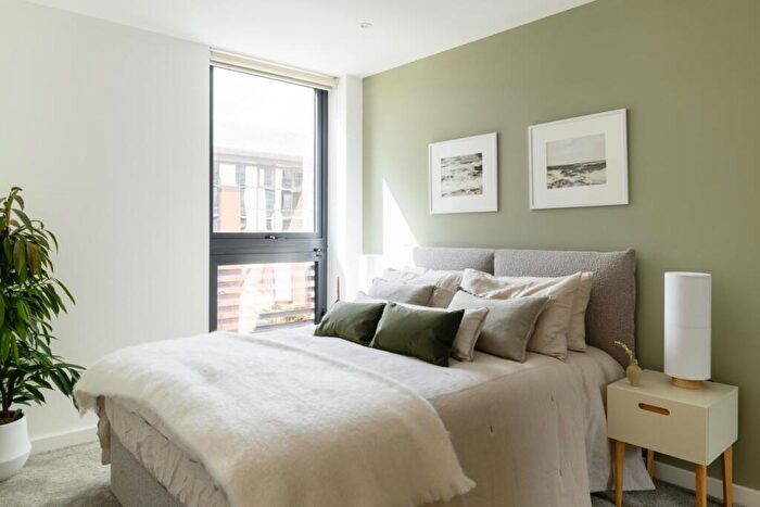 1 Bedroom Flat To Rent In Silbury Boulevard, MK9