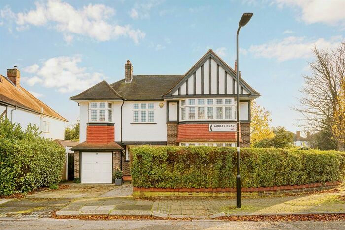 5 Bedroom Detached House To Rent In Audley Road, W5