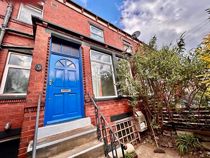 2 Bedroom Terraced House To Rent In Mayville Street, Leeds, LS6