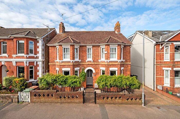 4 Bedroom Detached House For Sale In Prospect Road, Southborough, TN4