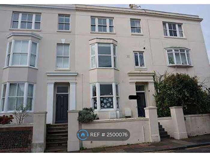 2 Bedroom Flat To Rent In Buckingham Road, Brighton, BN1